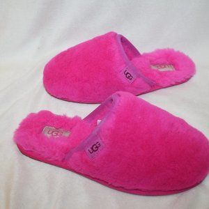 NIB UGG WOMEN'S FLUFFETTE SHEARLING SLIP ON‎ SLIPPERS PINK